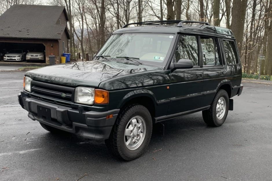 1995 Land Rover Discovery sold for $20,250