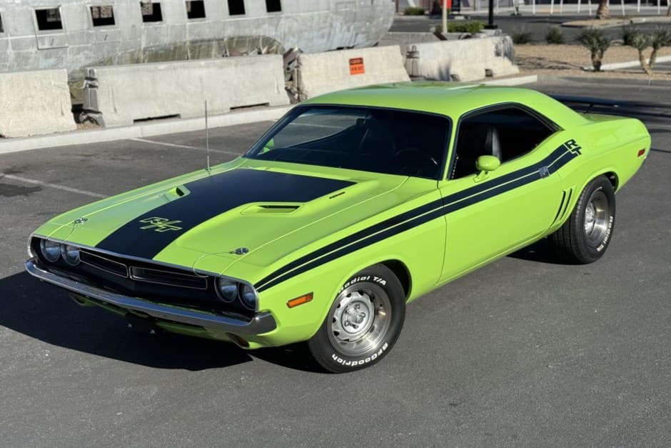 1971 Dodge Challenger (1970-1974) sold for $62,000