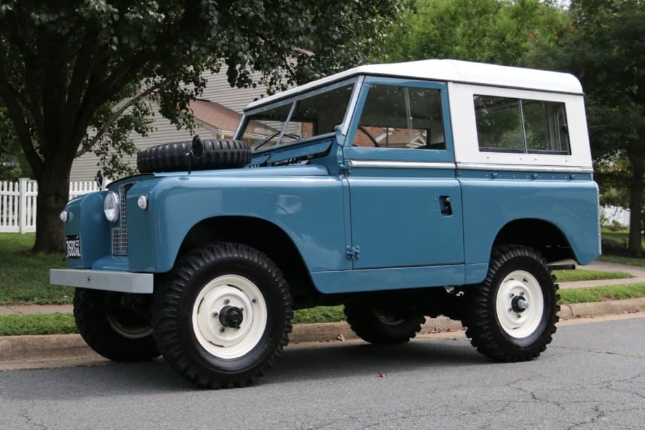 1967 Land Rover Series 88 sold for $38,000