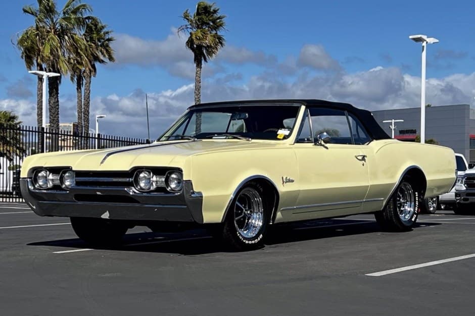 1967 Oldsmobile Cutlass sold for $30,000