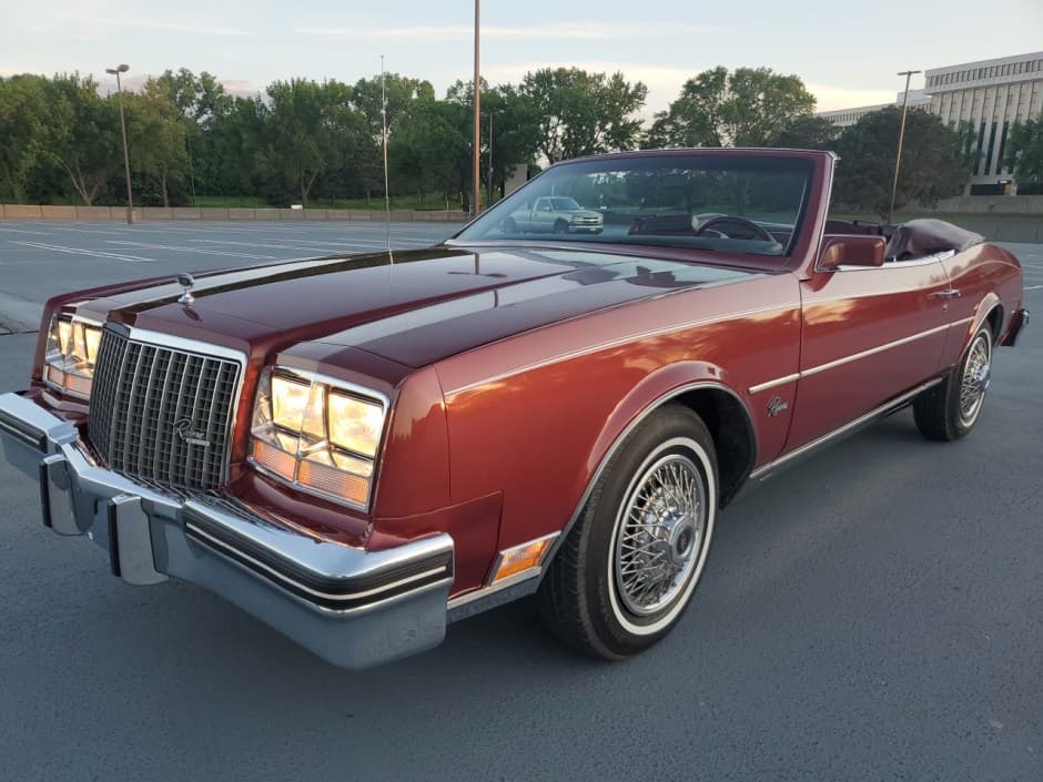 1983 Buick Riviera sold for $16,350