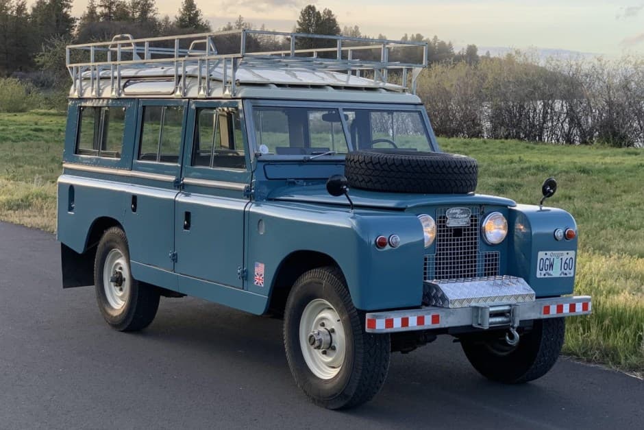 1967 Land Rover Series 109 sold for $80,000