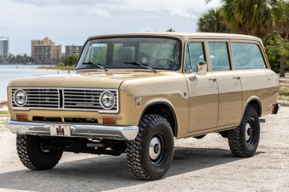 1972 International Harvester Travelall sold for $56,055
