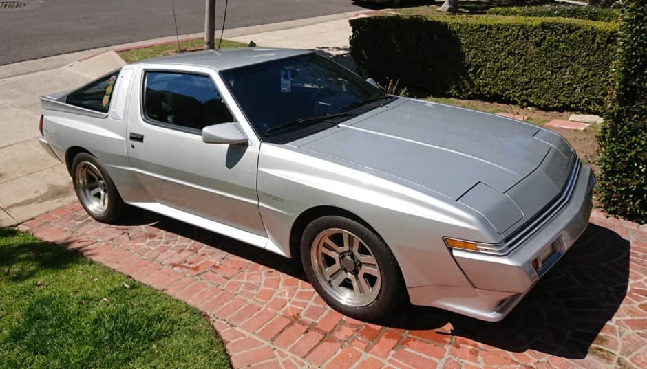 1989 Chrysler Conquest & Mitsubishi Starion sold for $16,500