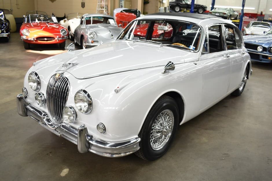 1962 Jaguar Mk II sold for $38,250