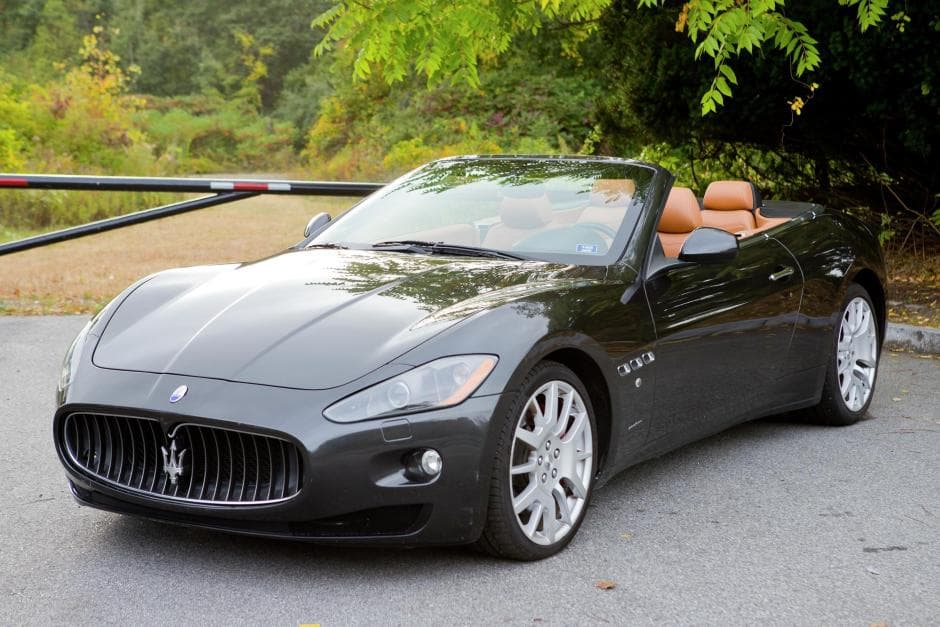 2010 Maserati GranTurismo sold for $34,000