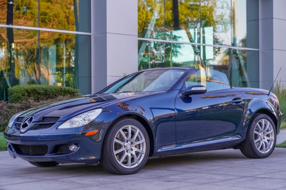 2006 Mercedes-Benz SLK-Class sold for $16,750