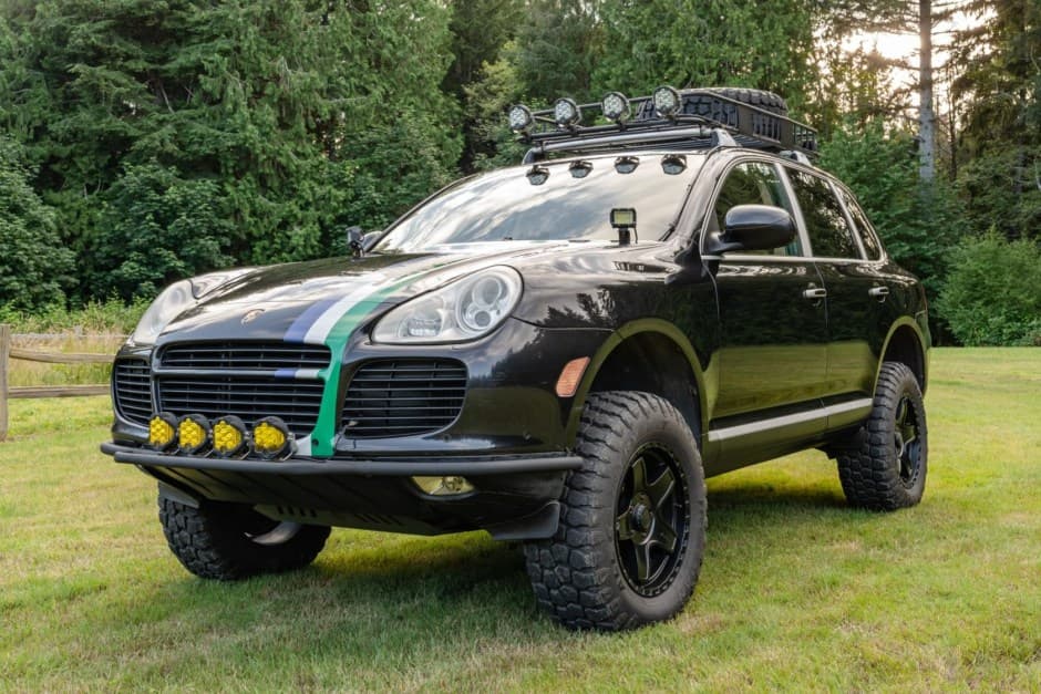 2003 Porsche 955/957 Cayenne (2003-2010) sold for $22,600