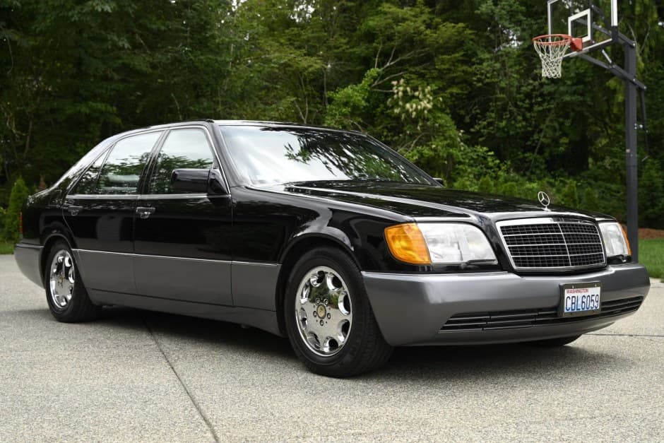 1993 Mercedes-Benz W140 S-Class sold for $8,450