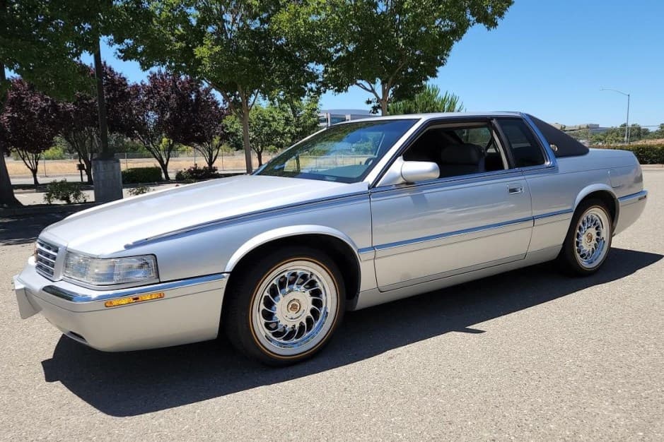 2000 Cadillac Eldorado sold for $9,500
