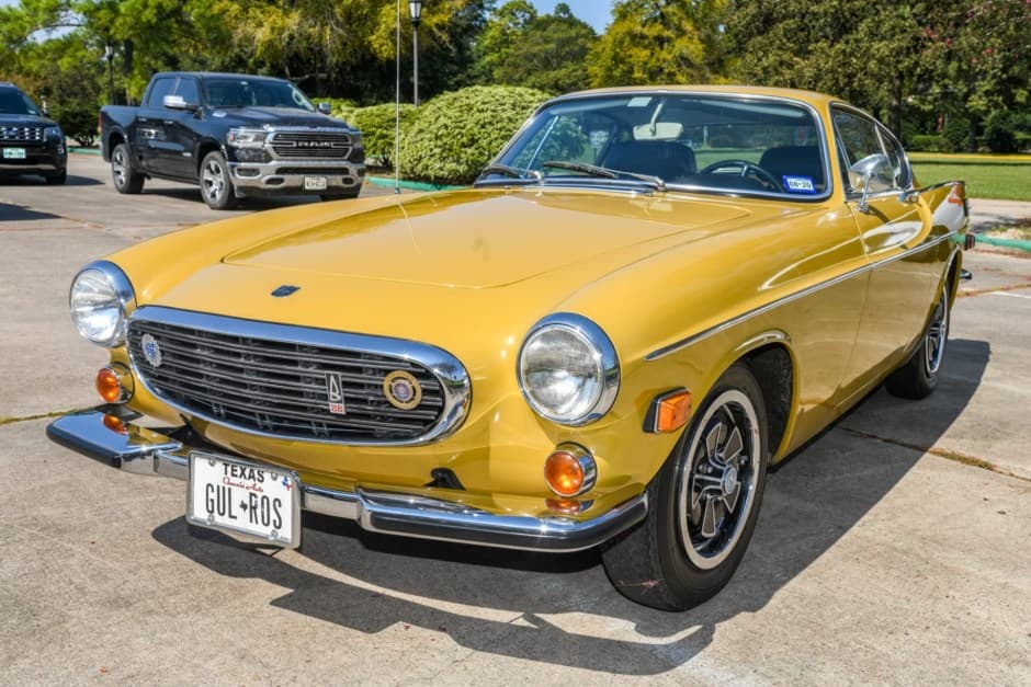 1971 Volvo P1800/1800 sold for $25,250