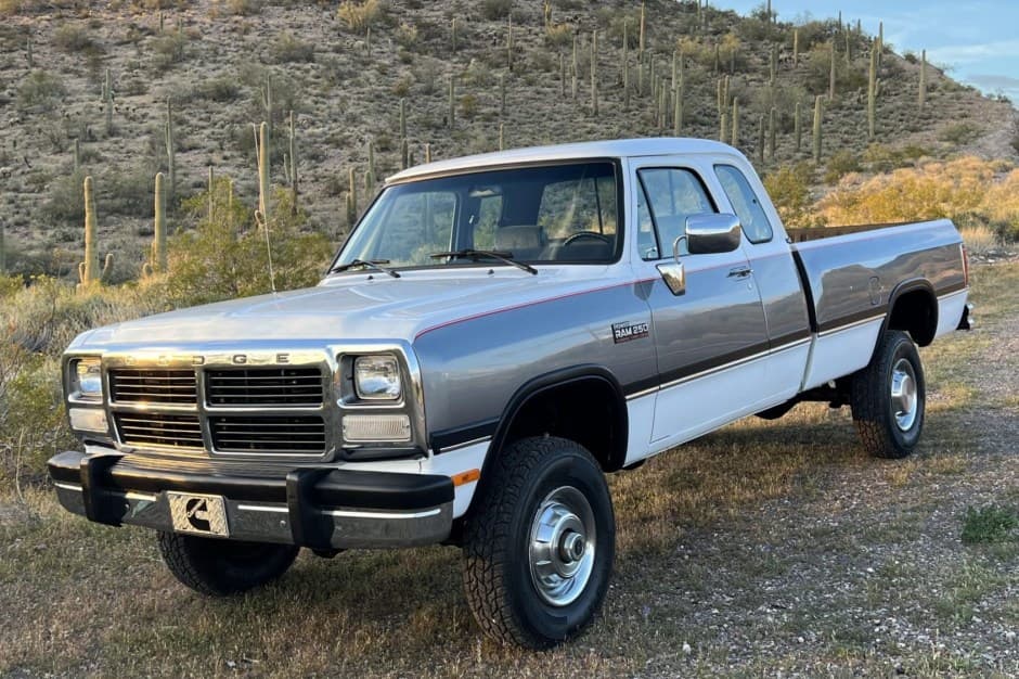 1992 Dodge Ram (1981-1993) sold for $46,250