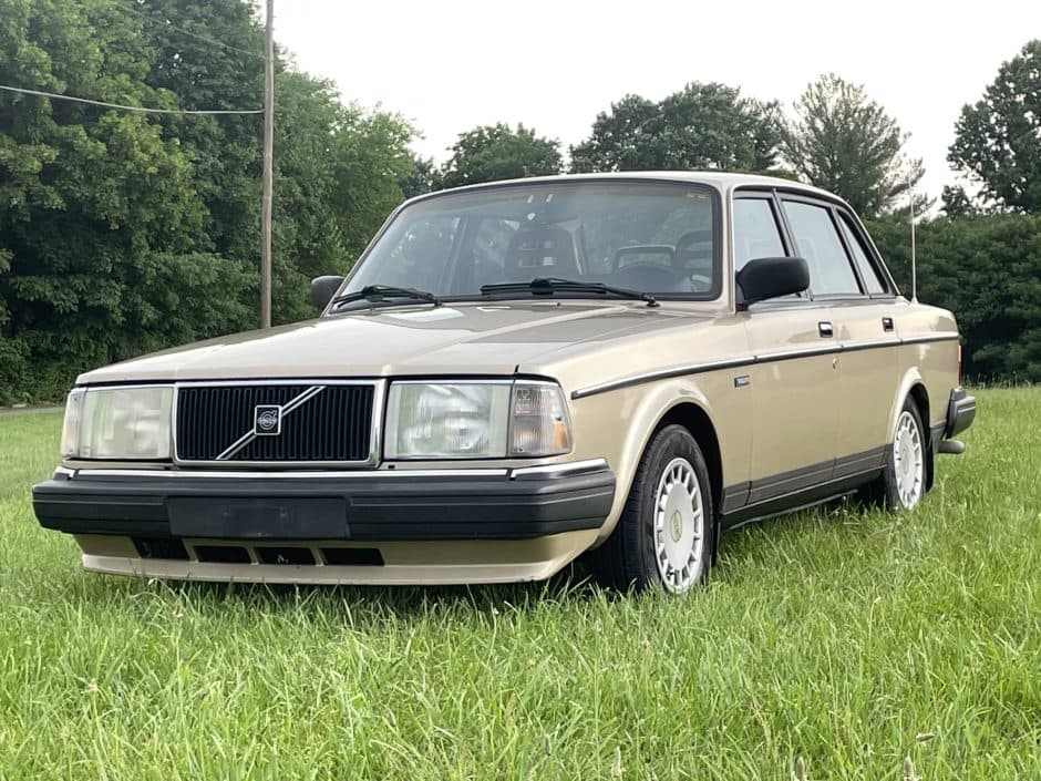1991 Volvo 240 sold for $7,000