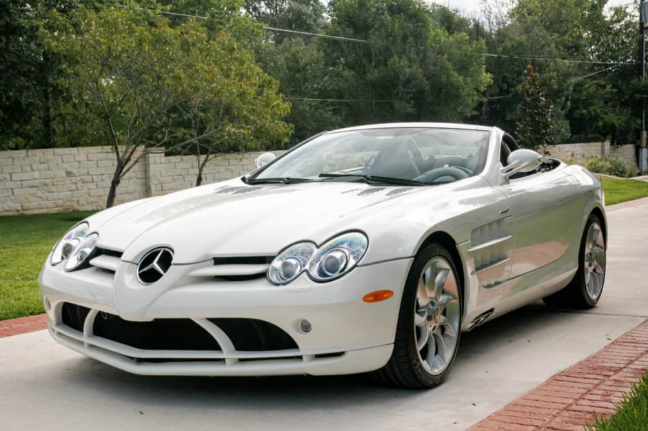 2009 Mercedes-Benz SLR McLaren sold for $387,000