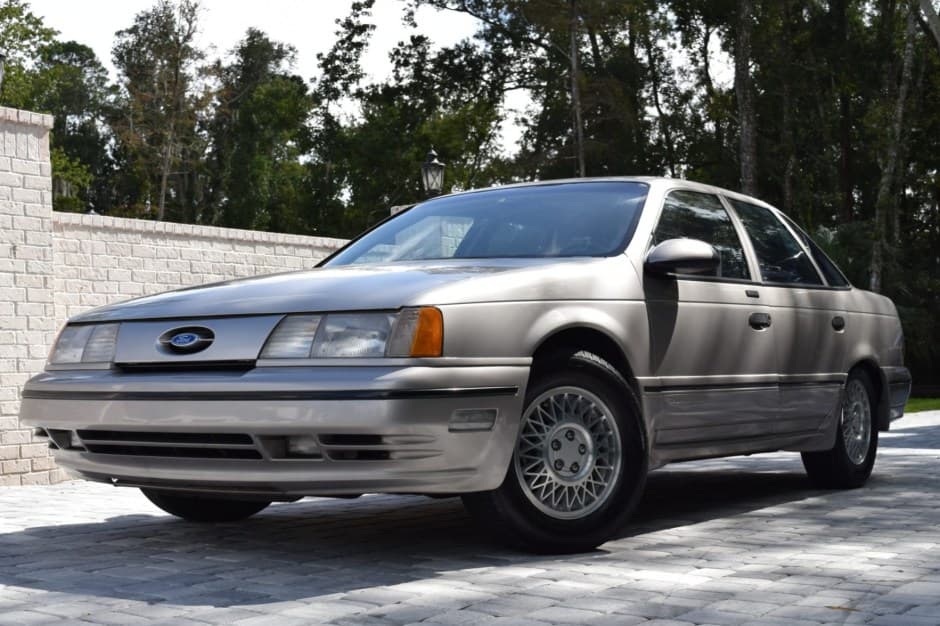 1989 Ford Taurus SHO sold for $6,500