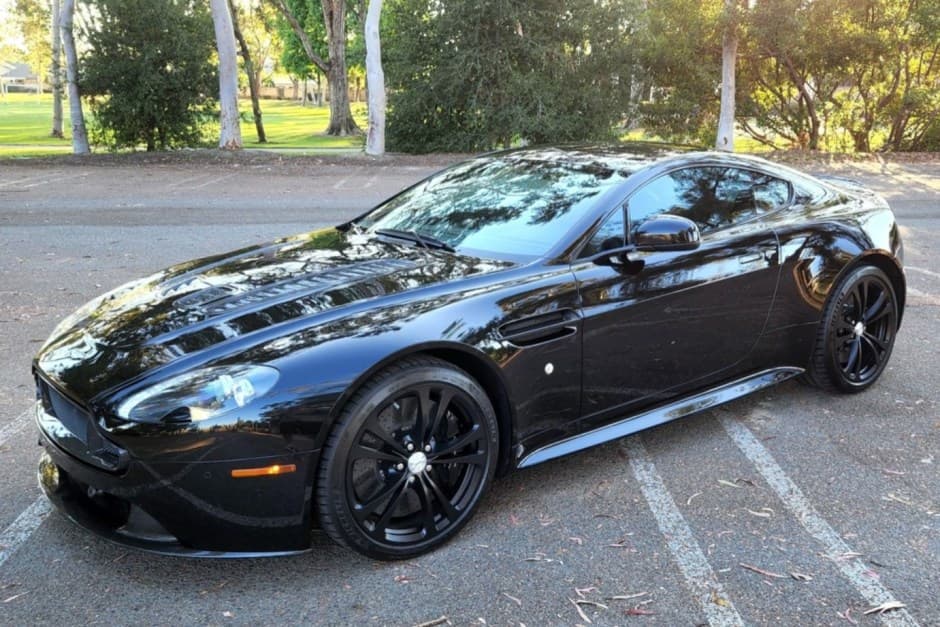 2011 Aston Martin V12 Vantage sold for $118,000