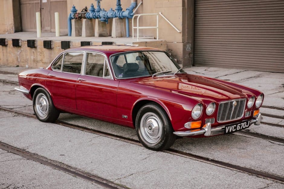1971 Jaguar XJ Series 1 (1968-1973) sold for $12,450