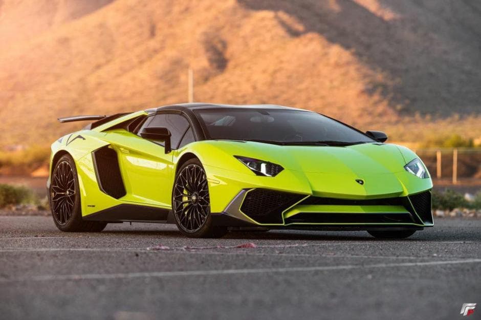 2017 Lamborghini Aventador sold for $562,000