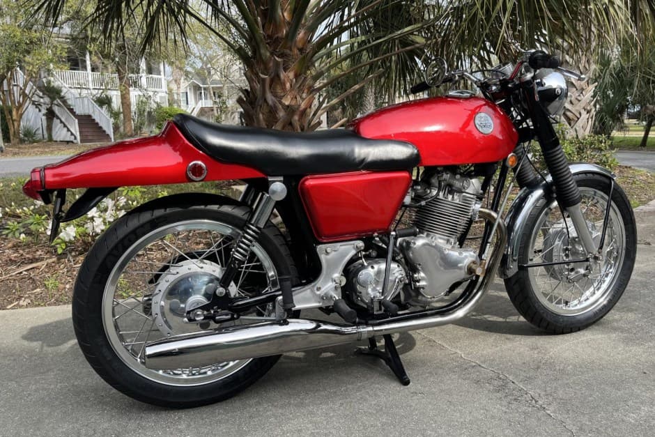 1968 Norton Commando sold for $6,500
