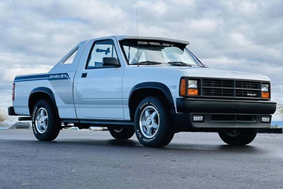 1989 Dodge Dakota (1987-1996) sold for $19,000