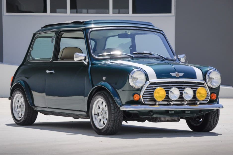 1995 Mini Mk VI & Mk VII sold for $23,750