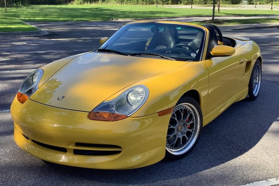 2002 Porsche 986 Boxster sold for $31,250