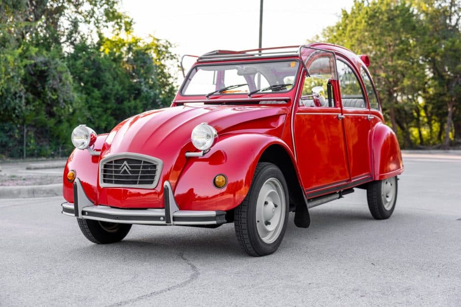 1970 Citroen 2CV sold for $25,000