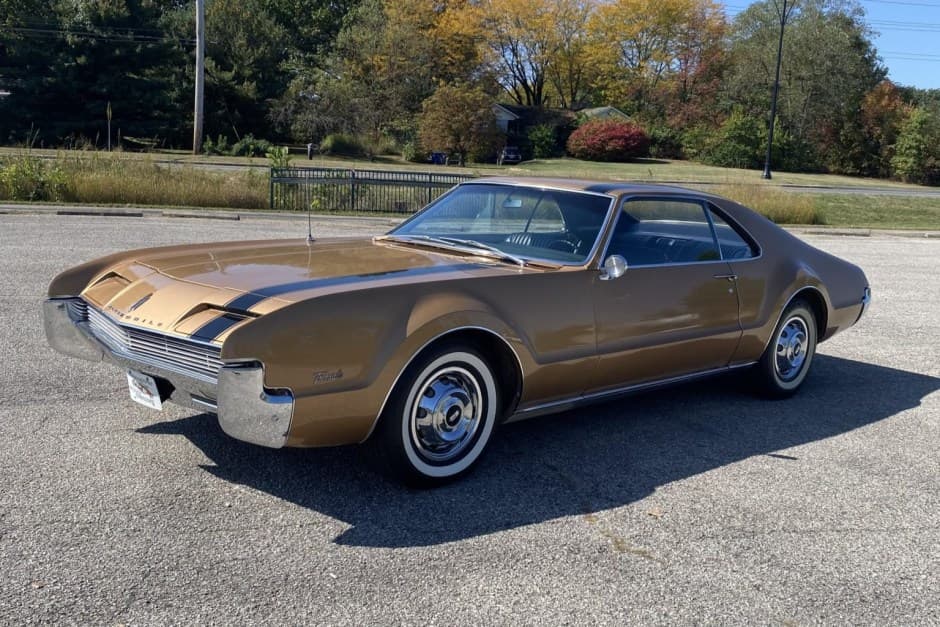 1966 Oldsmobile Toronado sold for $15,000