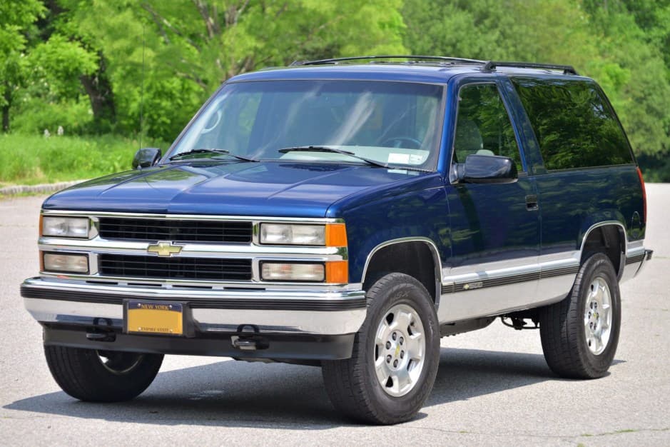 1995 Chevrolet Tahoe GMT400 sold for $19,500