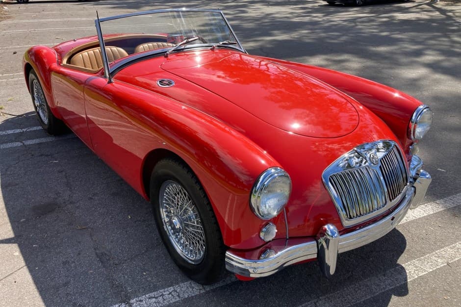 1957 MG MGA sold for $33,000