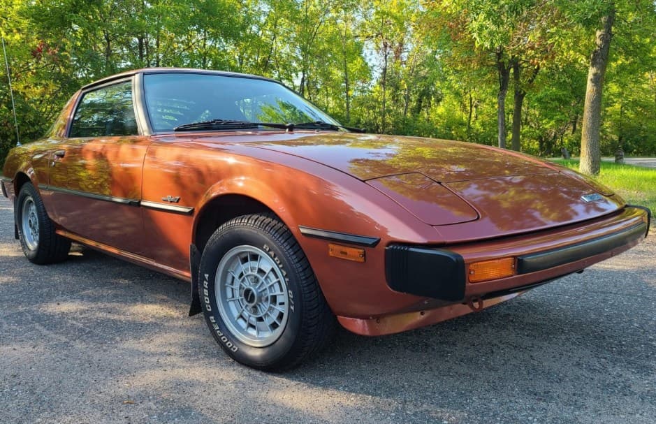 1979 Mazda RX-7 FB sold for $10,050