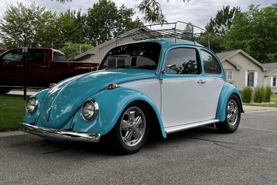 1968 Volkswagen Beetle (1958-1979) sold for $8,511