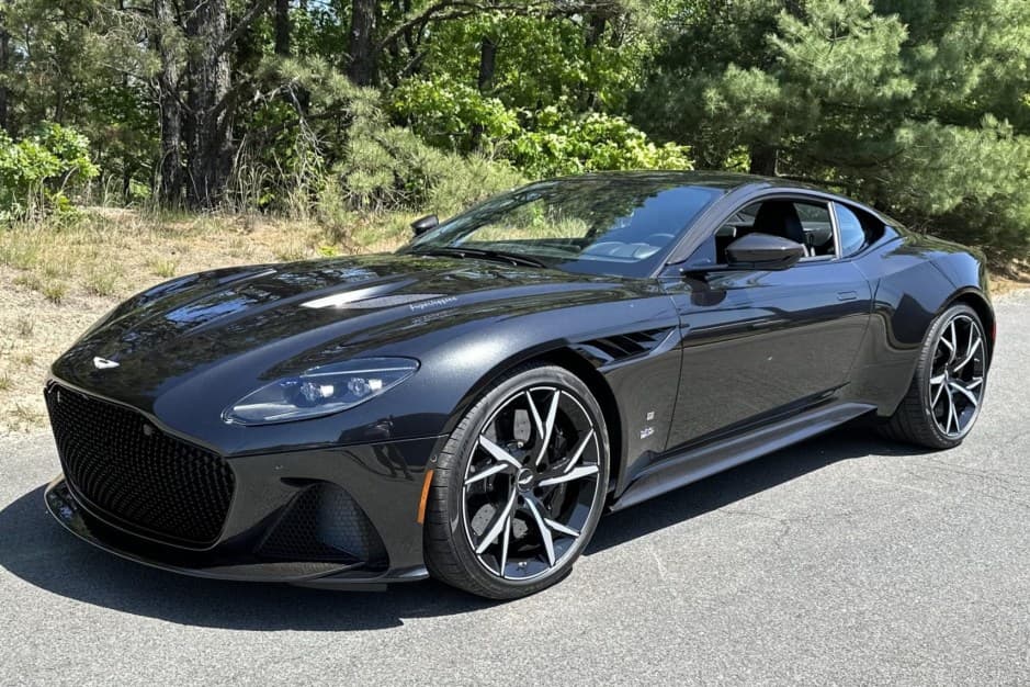 2021 Aston Martin DBS sold for $271,026