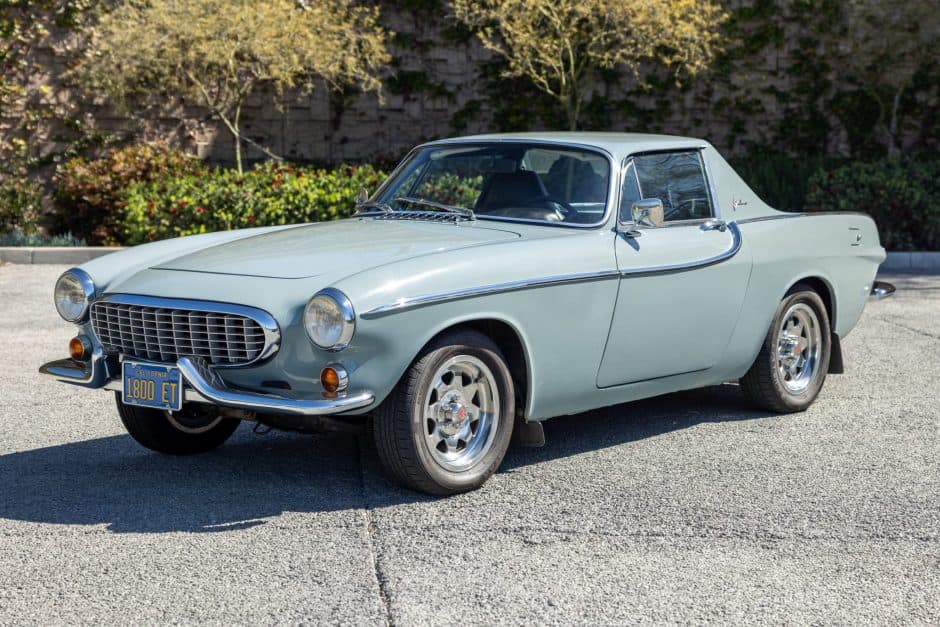1973 Volvo P1800/1800 sold for $14,000