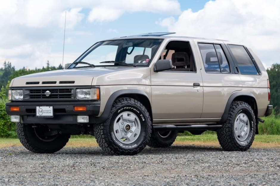 1990 Nissan Pathfinder sold for $20,500