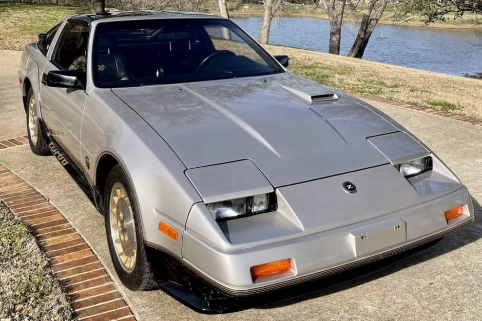 1984 Nissan Z31 300ZX sold for $27,750