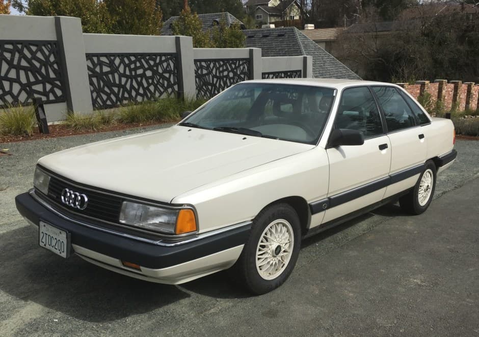 1990 Audi C3 100, 200, & 5000 sold for $4,900