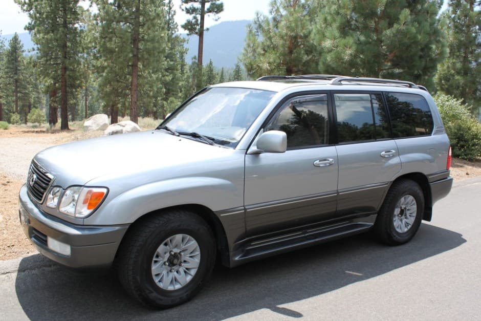 2002 Lexus LX470 sold for $36,000