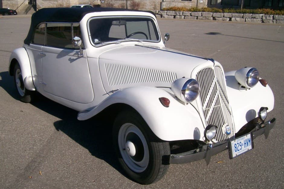 1955 Citroen Traction Avant sold for $18,400