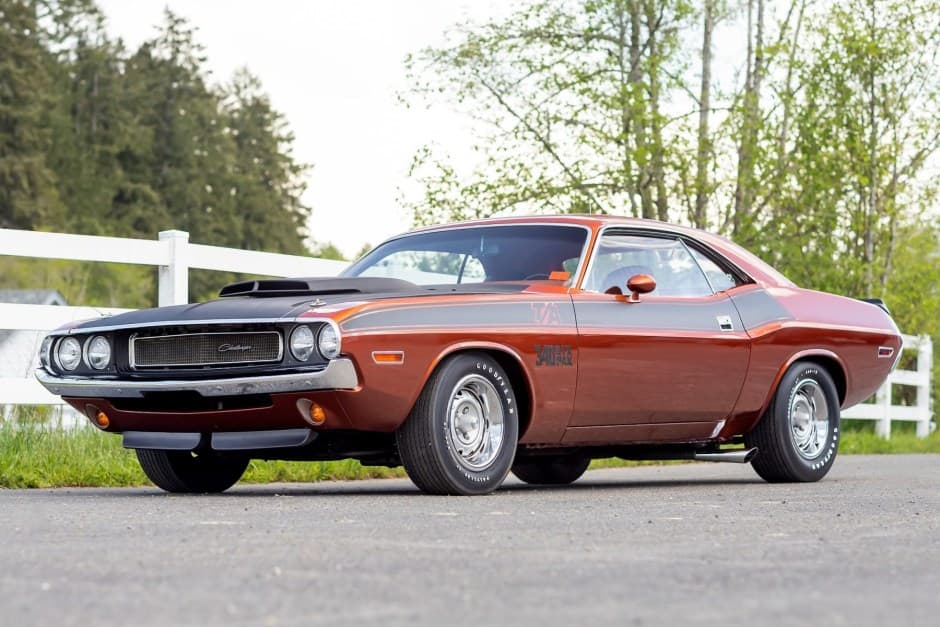 1970 Dodge Challenger (1970-1974) sold for $77,000