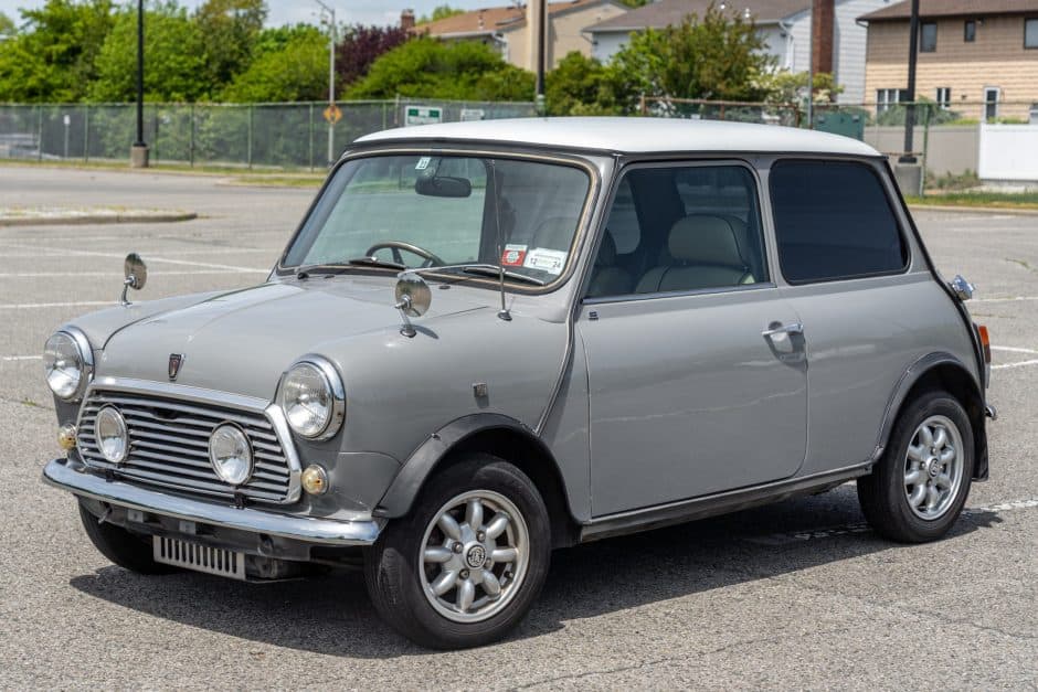 1996 Mini Mk VI & Mk VII sold for $12,000