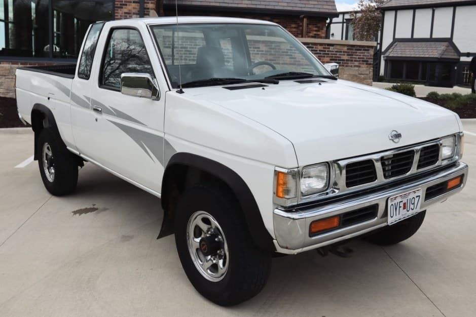 1994 Nissan Pickup sold for $13,500