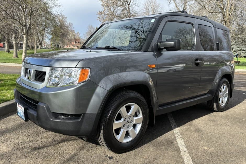 2009 Honda Element sold for $27,000
