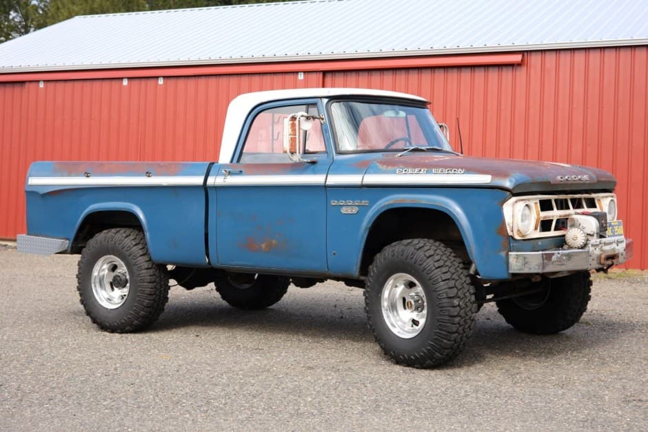 1968 Dodge Power Wagon sold for $35,750