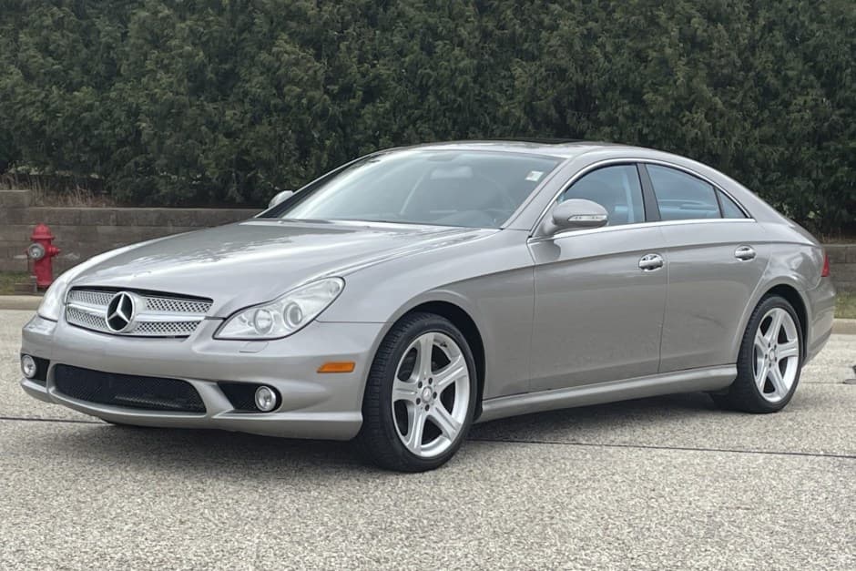 2006 Mercedes-Benz CLS-Class sold for $10,500