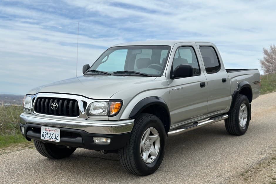 2001 Toyota Tacoma (N1X0 1995-2005) sold for $18,271