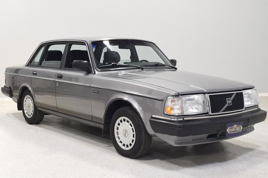 1989 Volvo 240 sold for $13,500