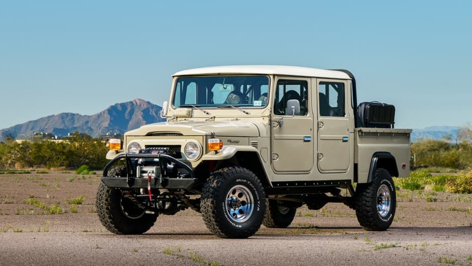 1967 Toyota Land Cruiser FJ45 sold for $75,000