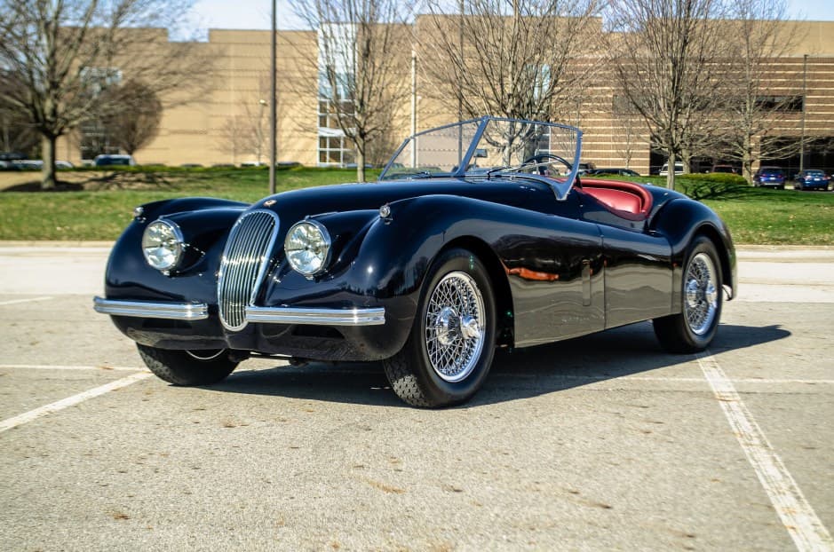1954 Jaguar XK120 sold for $82,000