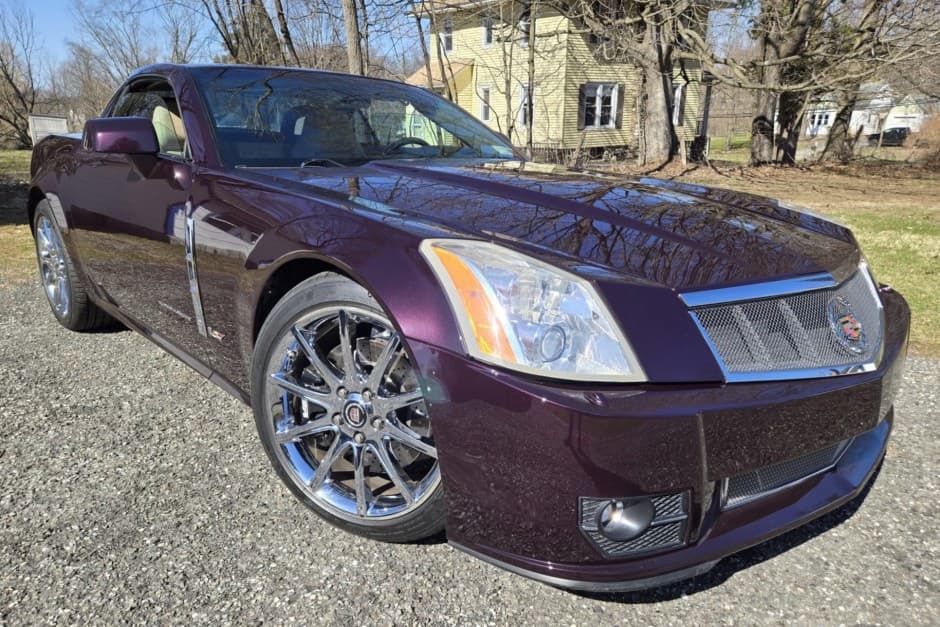 2009 Cadillac XLR sold for $51,000